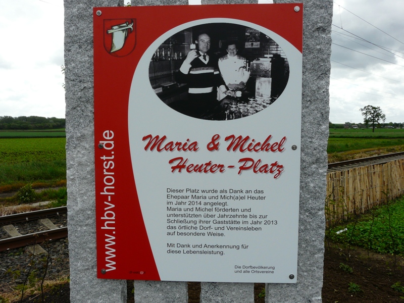 Einweihung Maria Michel Platz 20140063.JPG